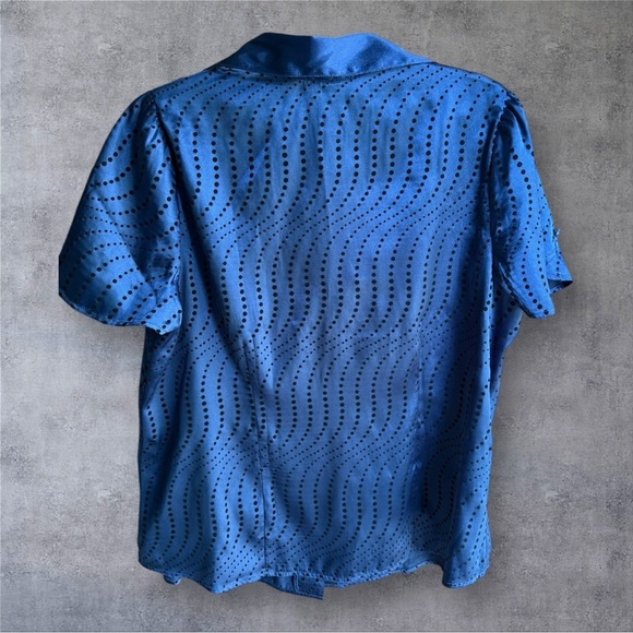 Lane Bryant Navy Button-Down Women's Flocked Dot Blouse - NWT - Picture 2 of 6